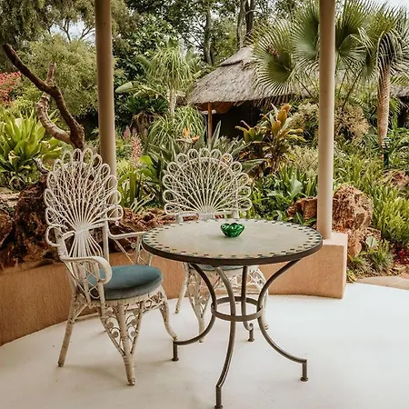 Amanzi Lodge Harare Exterior photo